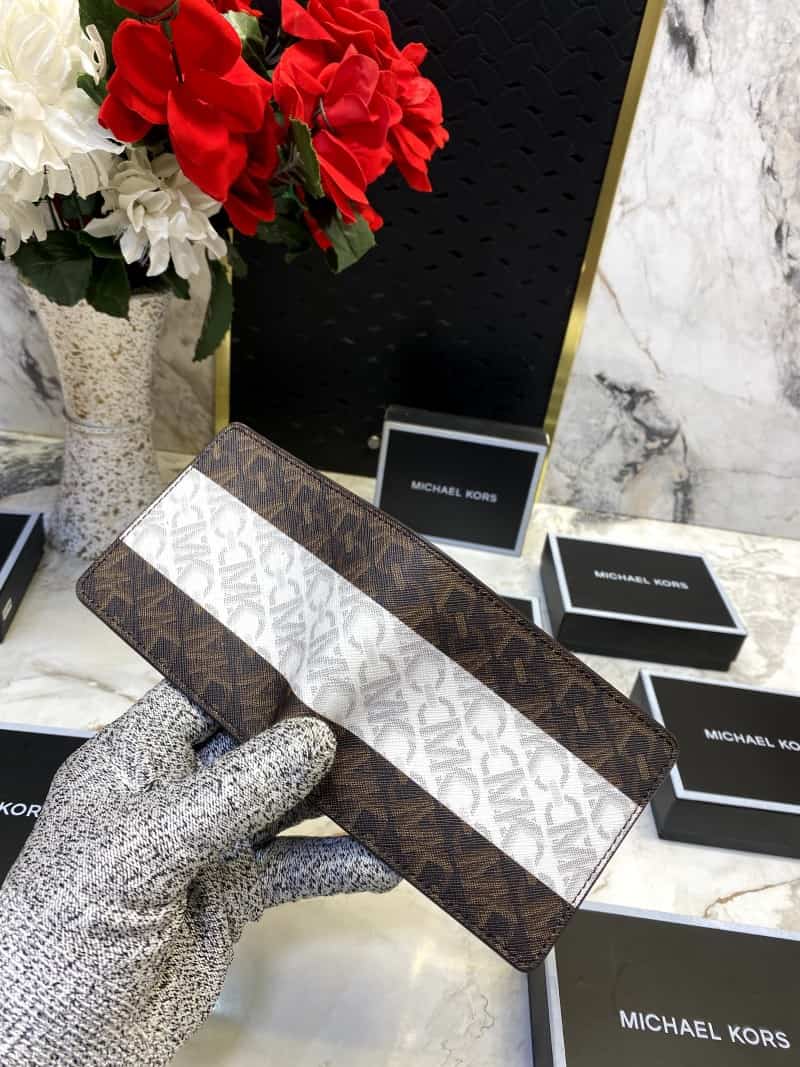 MICHAEL_KORS_Wallet_553
