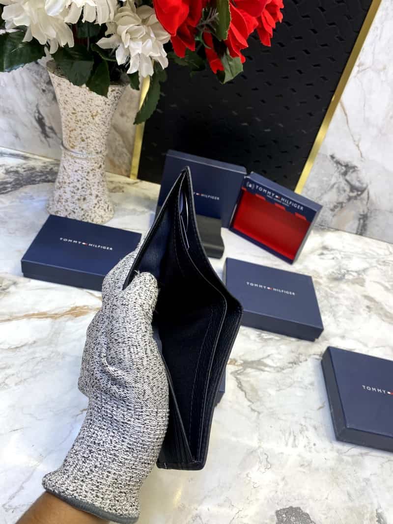 Tommy_Hilfiger_wallet_V555