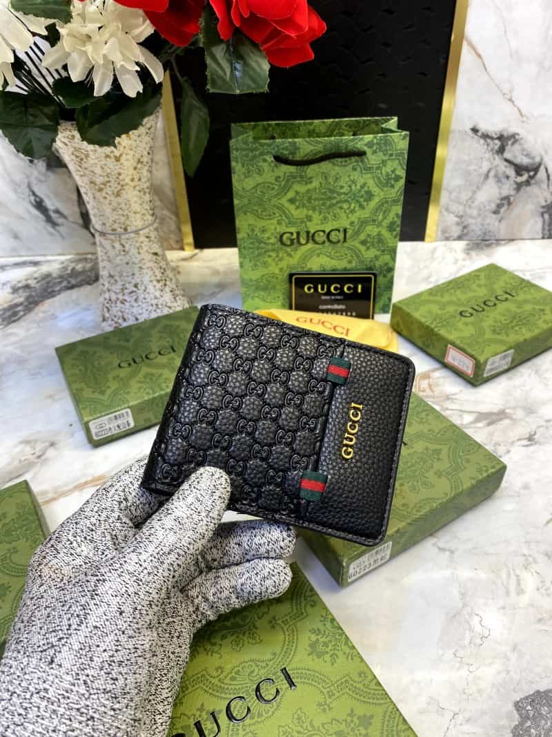 GUCCI_WALLET_V549
