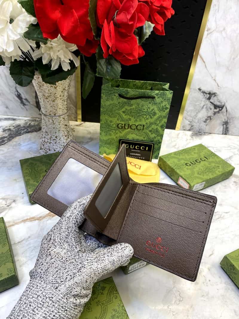 GUCCI_WALLET_V548