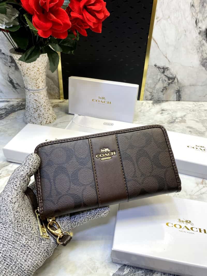 COACH_LONG_WALLET_V543