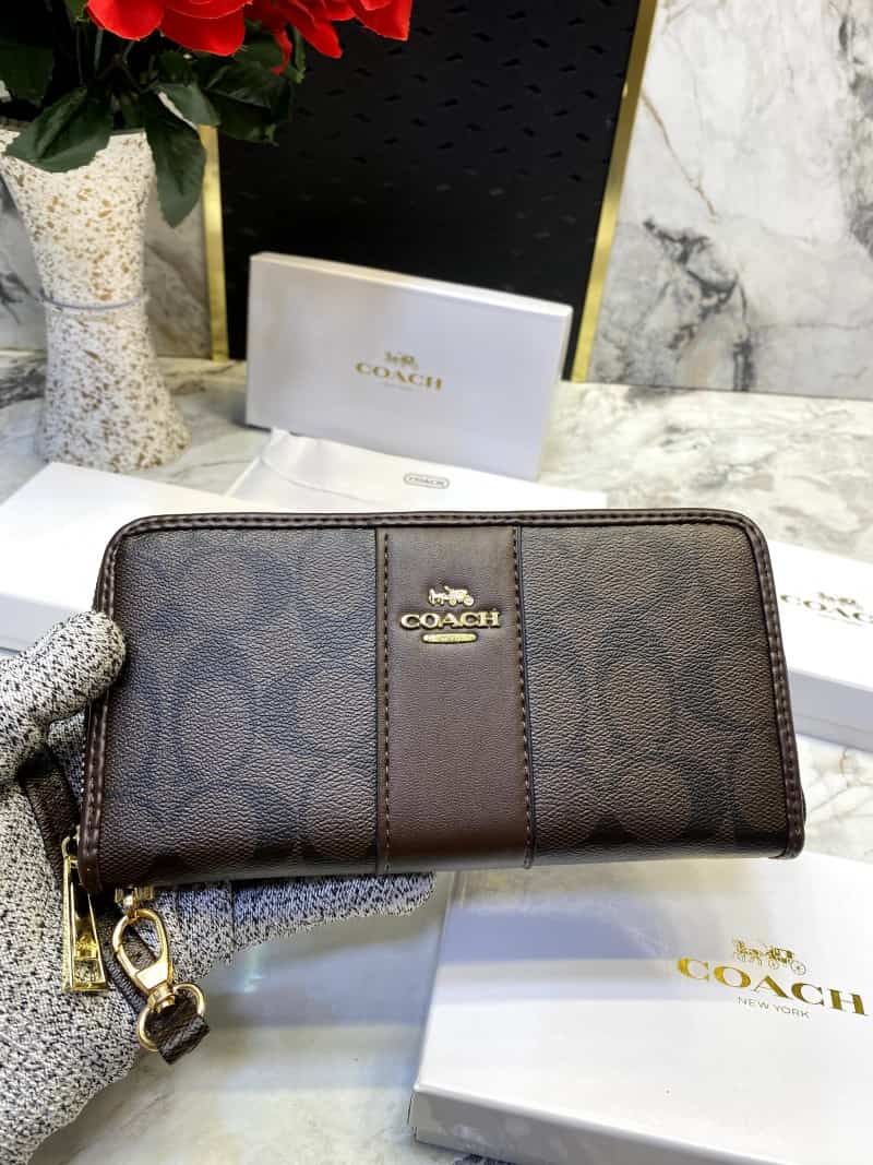 COACH_LONG_WALLET_V543