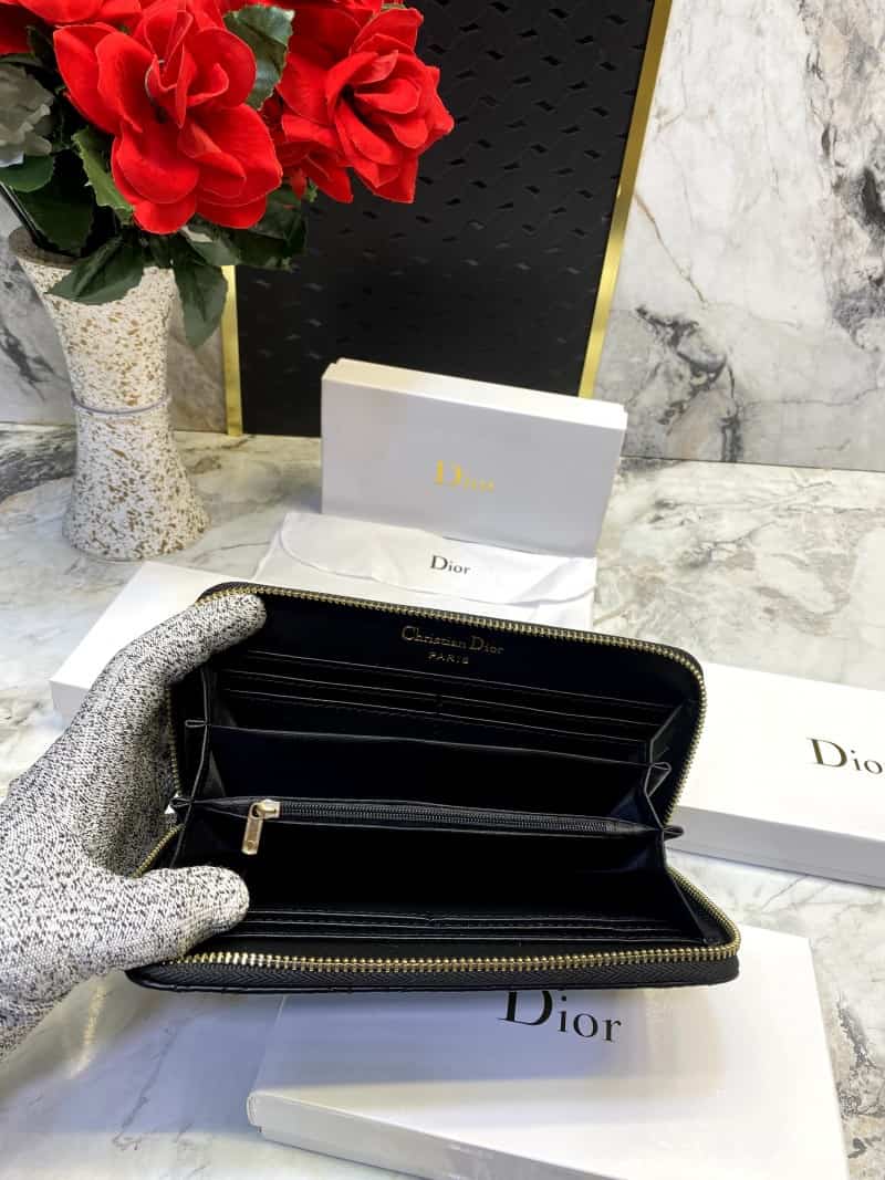 DIOR_LONG_WALLET_V532