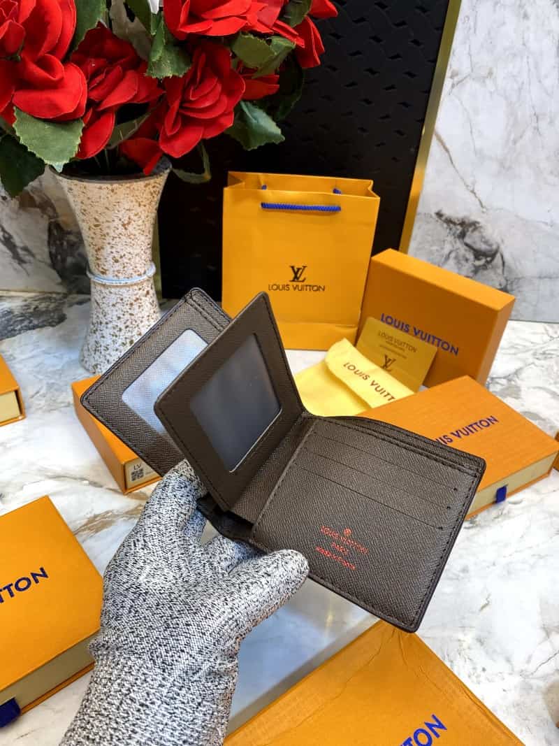 LOUIS_VUITTON_WALLET_V526