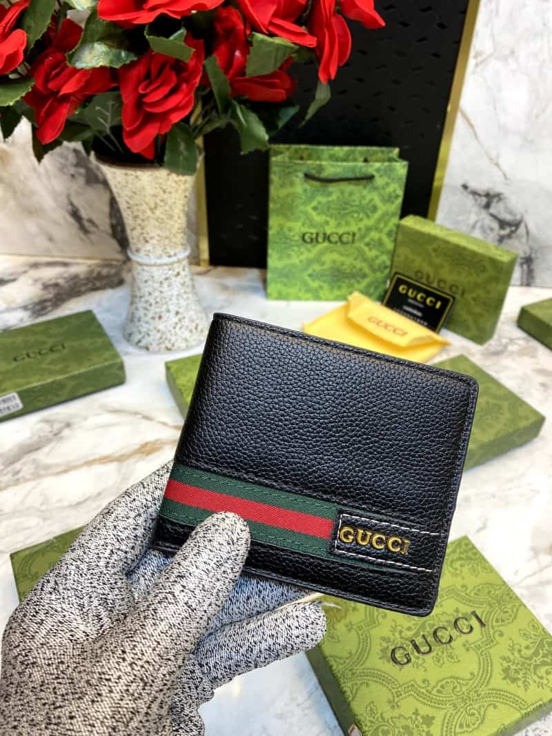 GUCCI_WALLET_V510