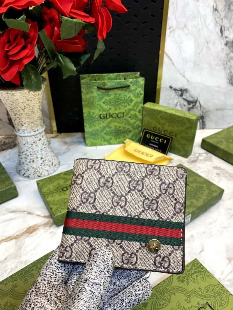 GUCCI_WALLET_V505