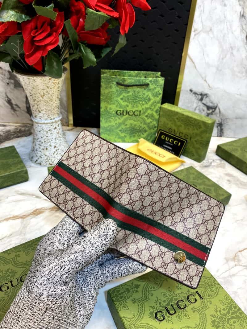 GUCCI_WALLET_V504