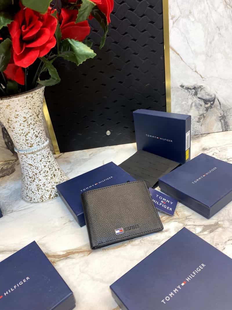 Tommy_Hilfiger_wallet_V497