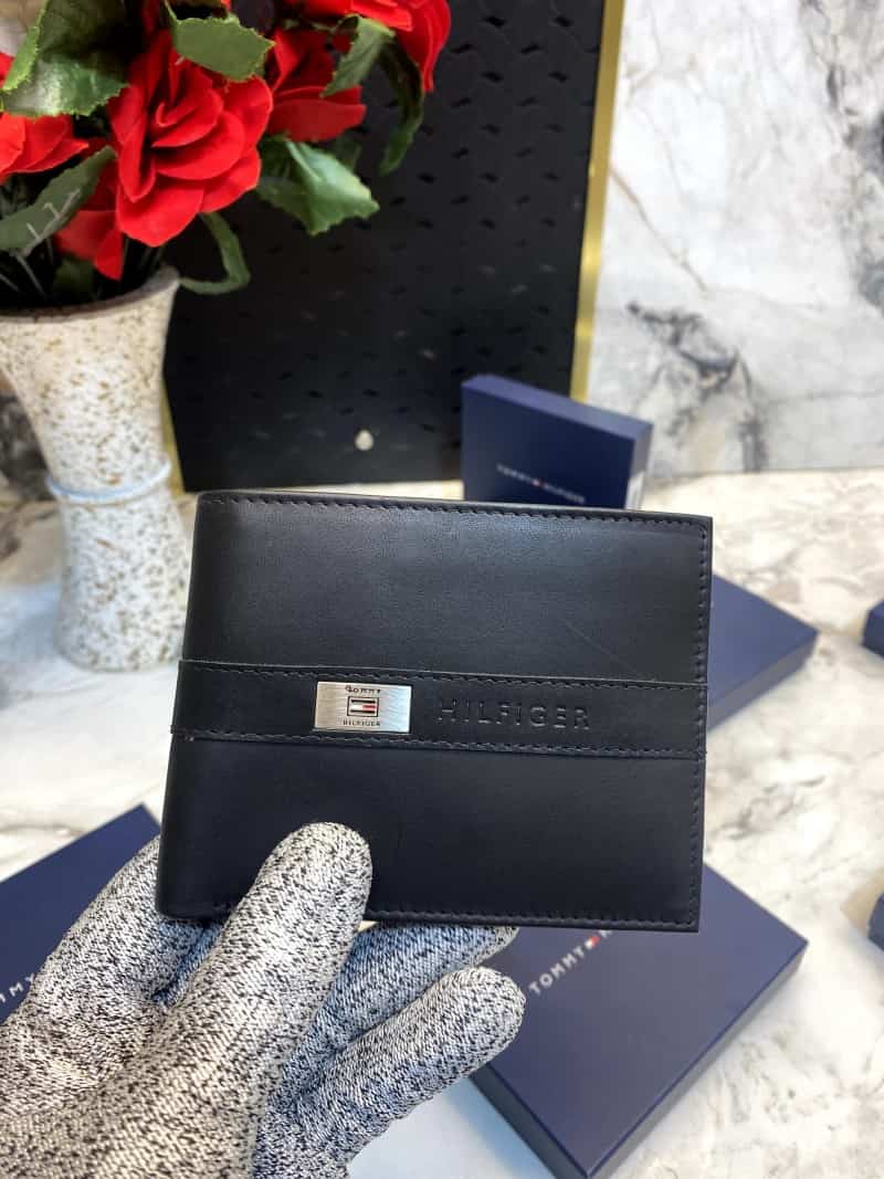 Tommy_Hilfiger_wallet_V495