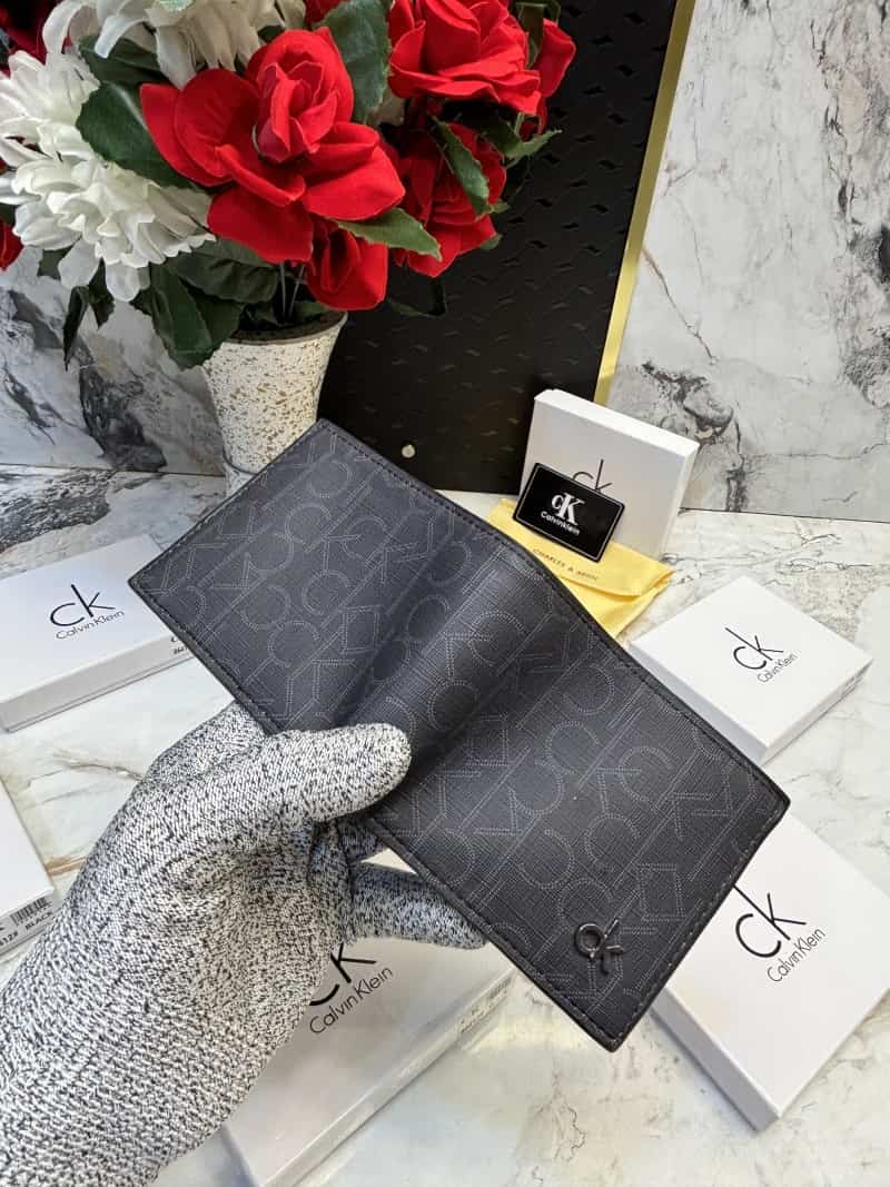 Calvin_Klein_WALLET_V489