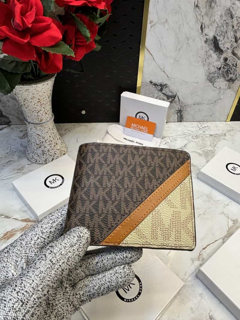 Michael_Kors_WALLET_V487