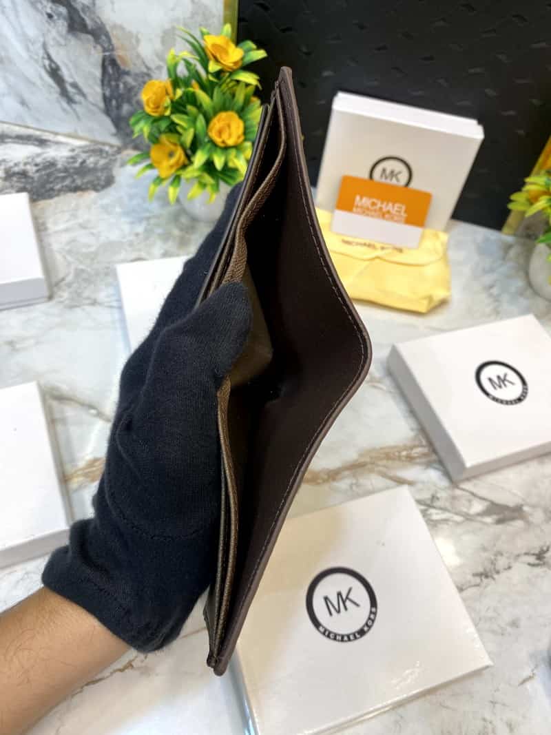 Michael_Kors_WALLET_V480