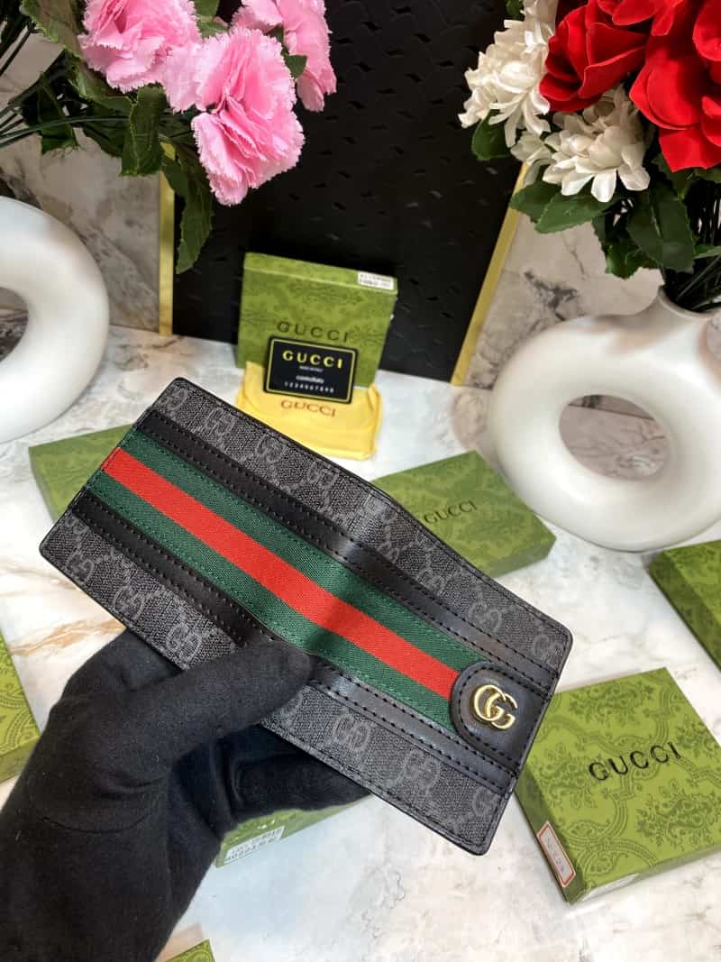 GUCCCI WALLET V467