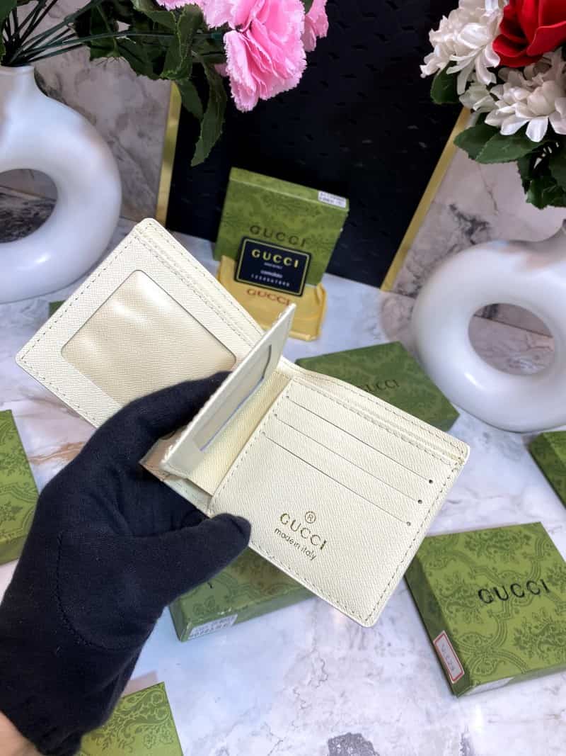 GUCCCI WALLET V374