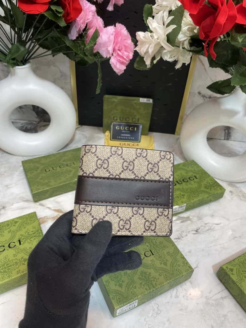 GUCCCI WALLET V465