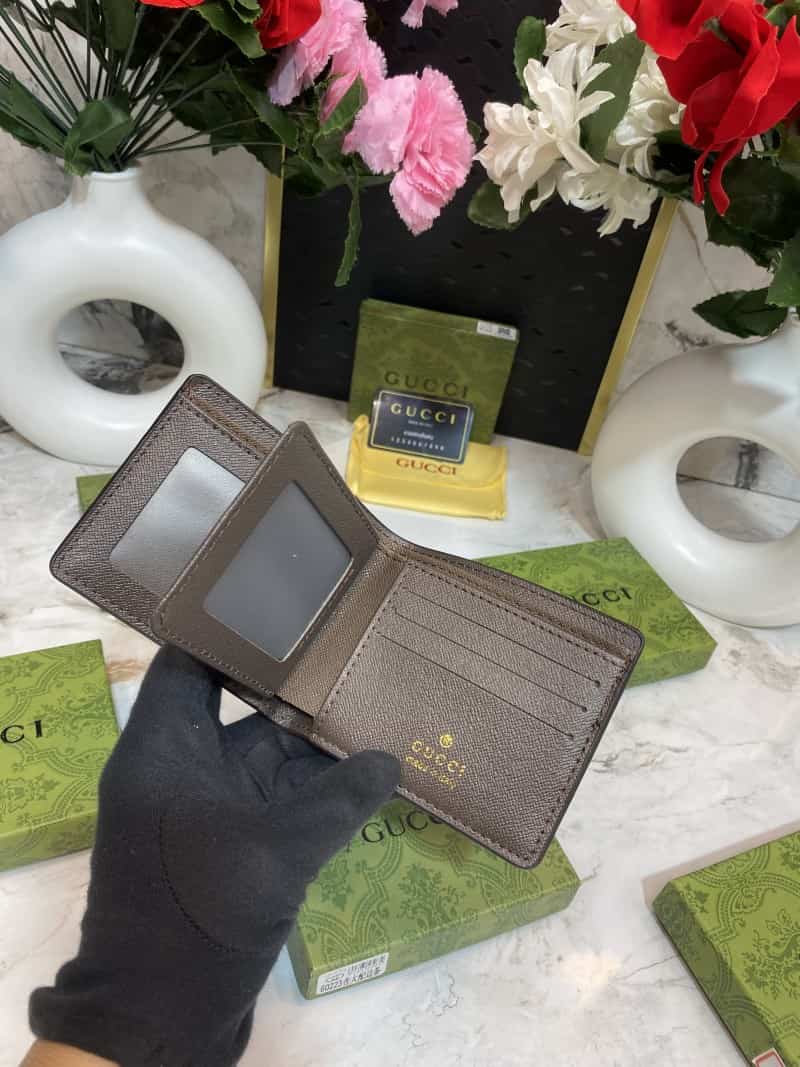 GUCCCI WALLET V465