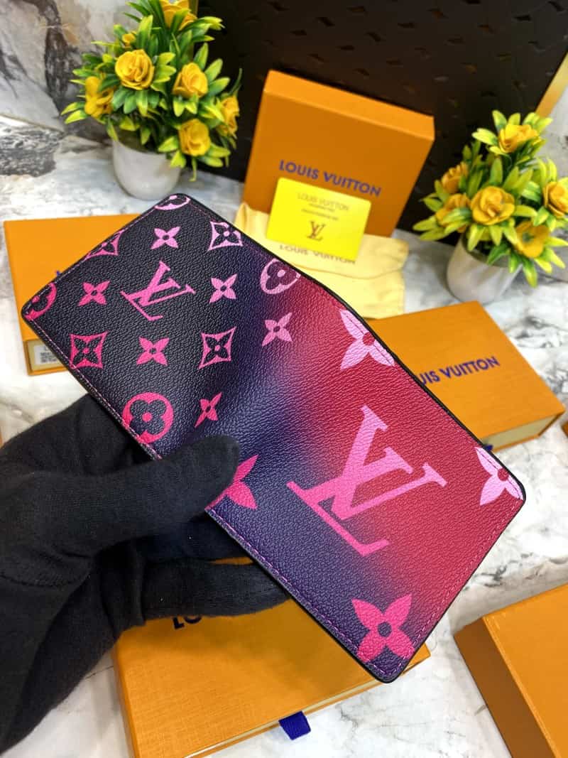 LOUI_S VUITTONN WALLET V362