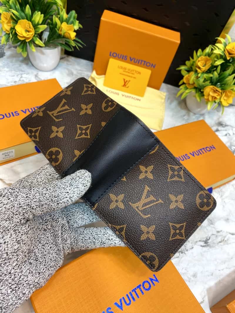 LOUI_S VUITTONN WALLET V404