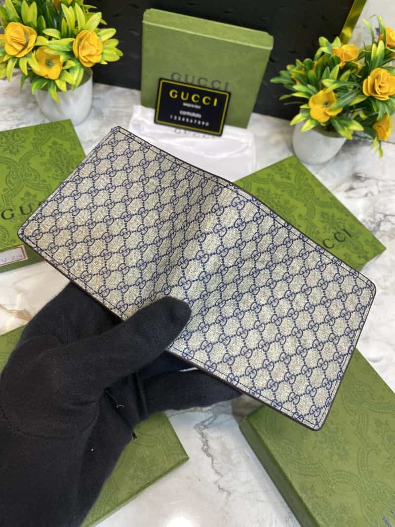 GUCCI WALLET V187