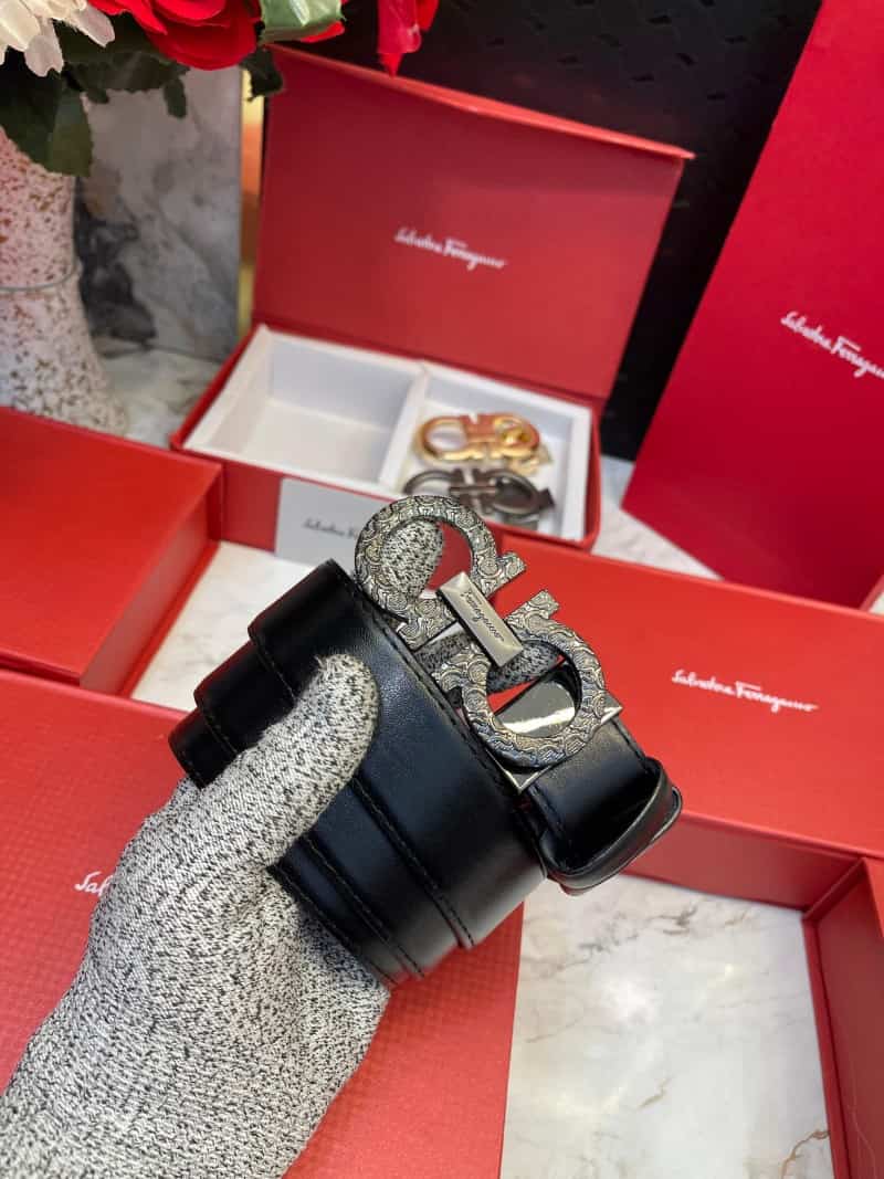 Salvatore_Ferragamo_3_Buckle_Combo_C_373