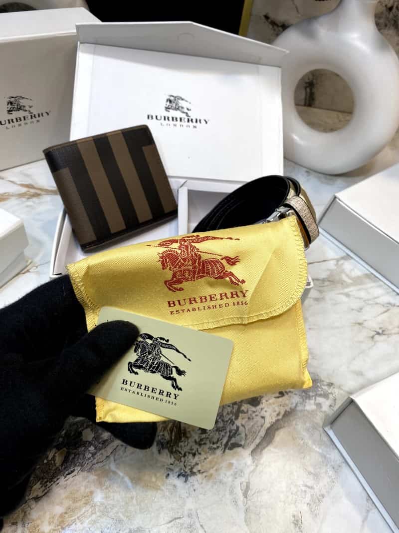 BURBERR_Y Premium Belt & Wallet Combo C328