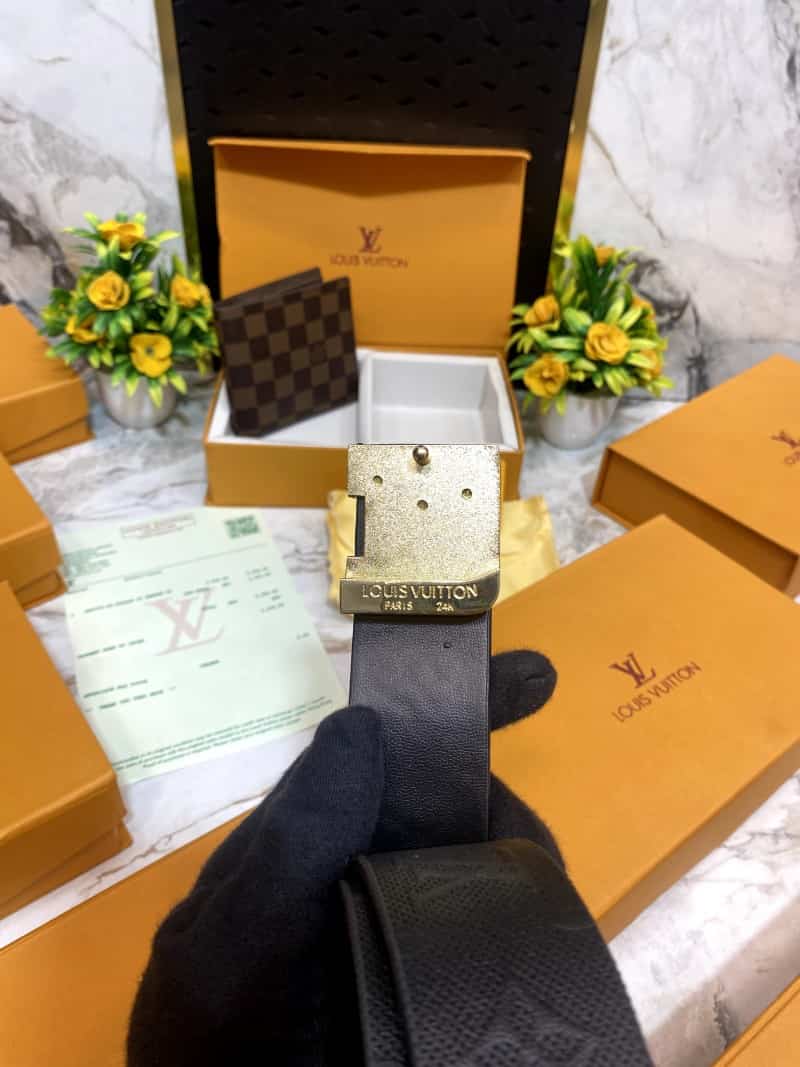 LOUI_S VUITTONN Premium Belt & wallet Combo C323