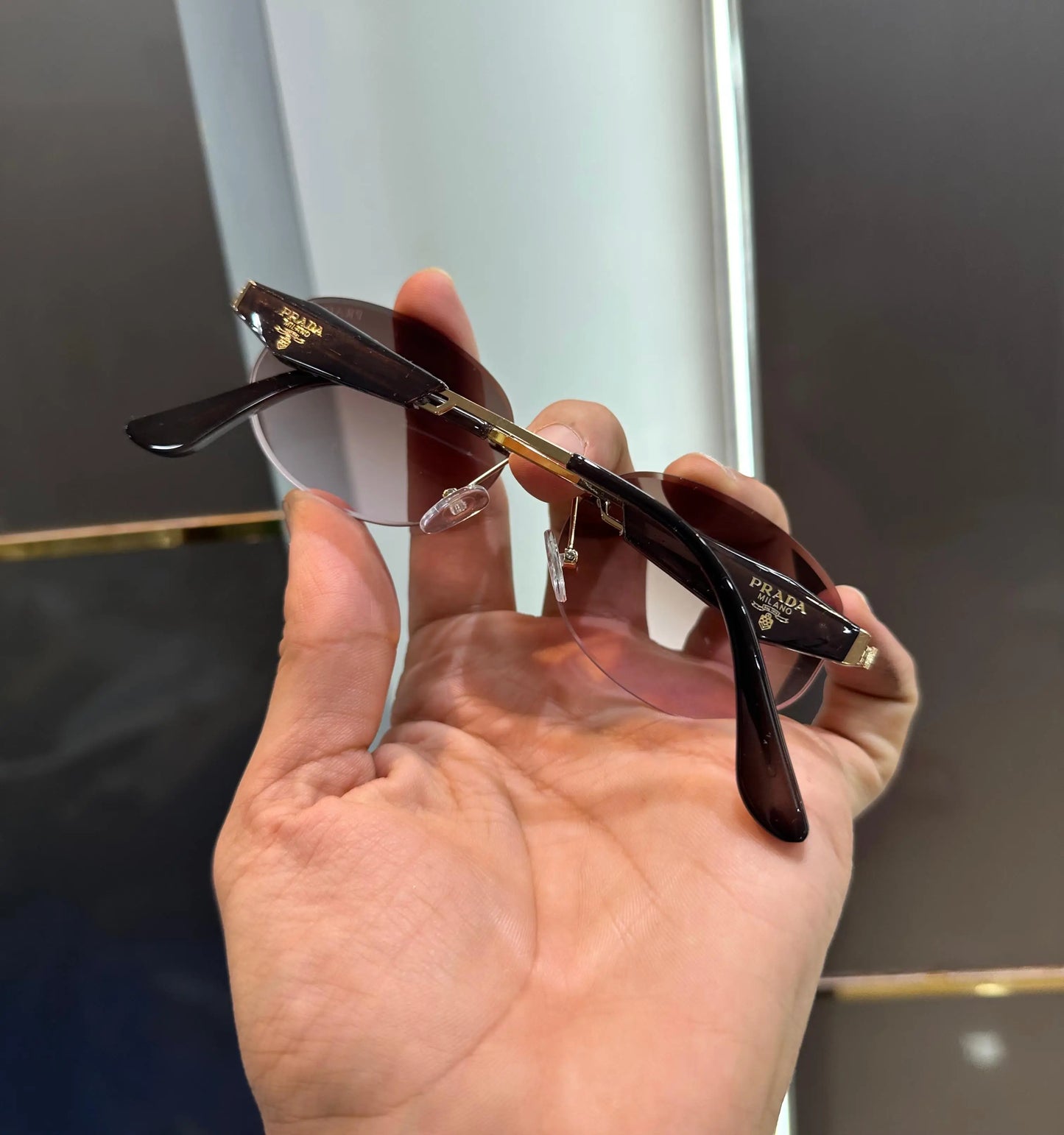 Prad a Designer Brown Premium Shade 5704