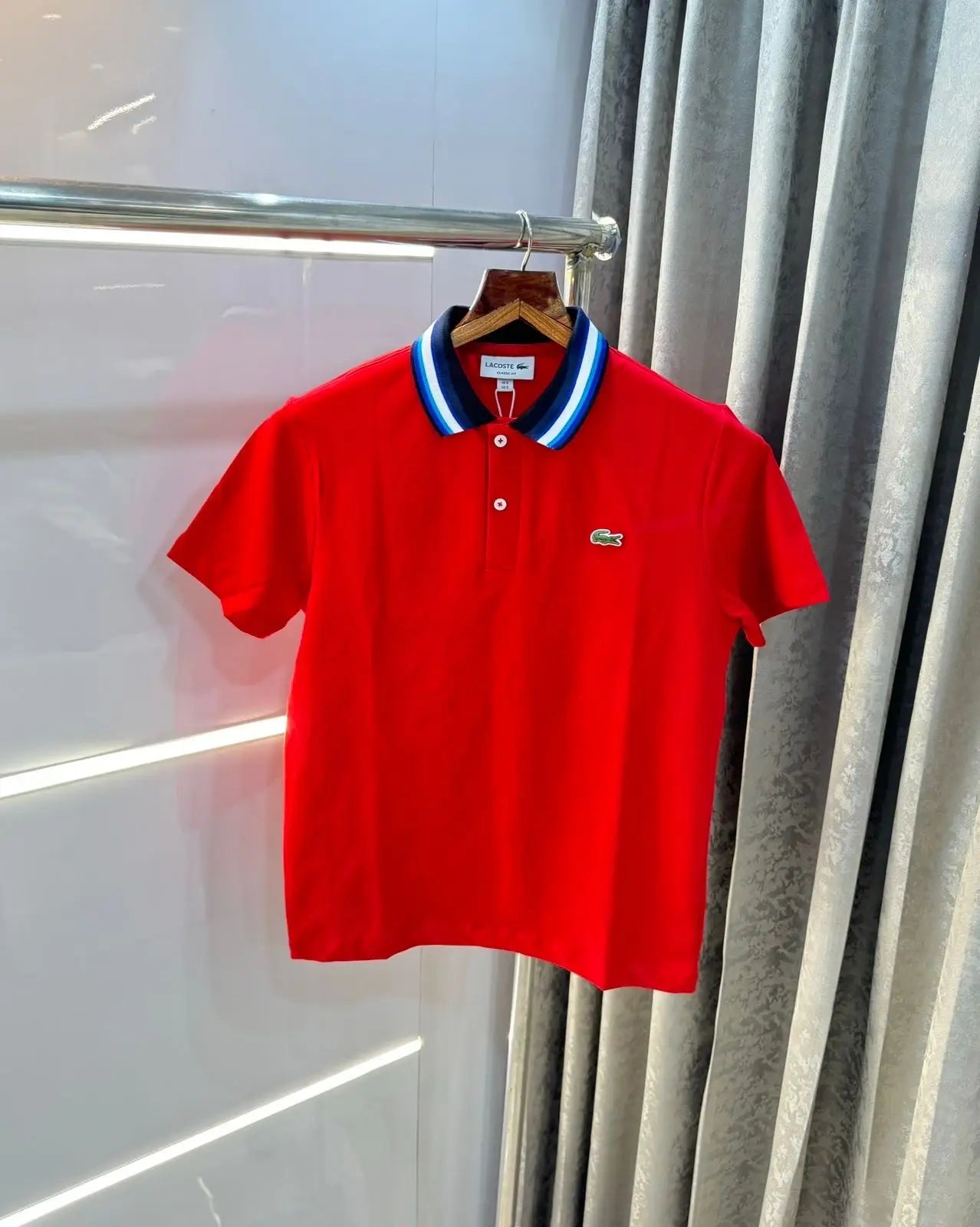 Lacost e Red Embroidery Logo Premium Polo T-Shirt