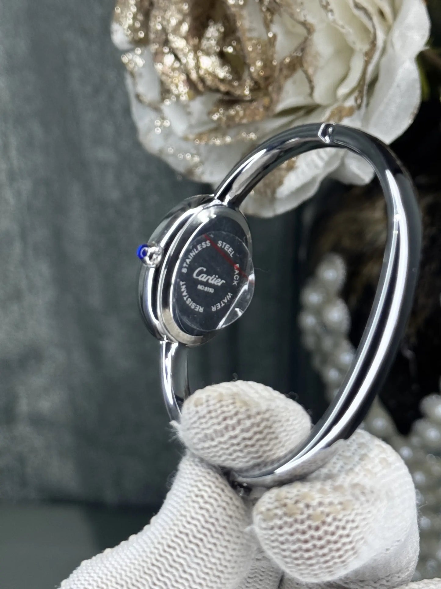 Cartie r Bangle Silver Green Premium Watch