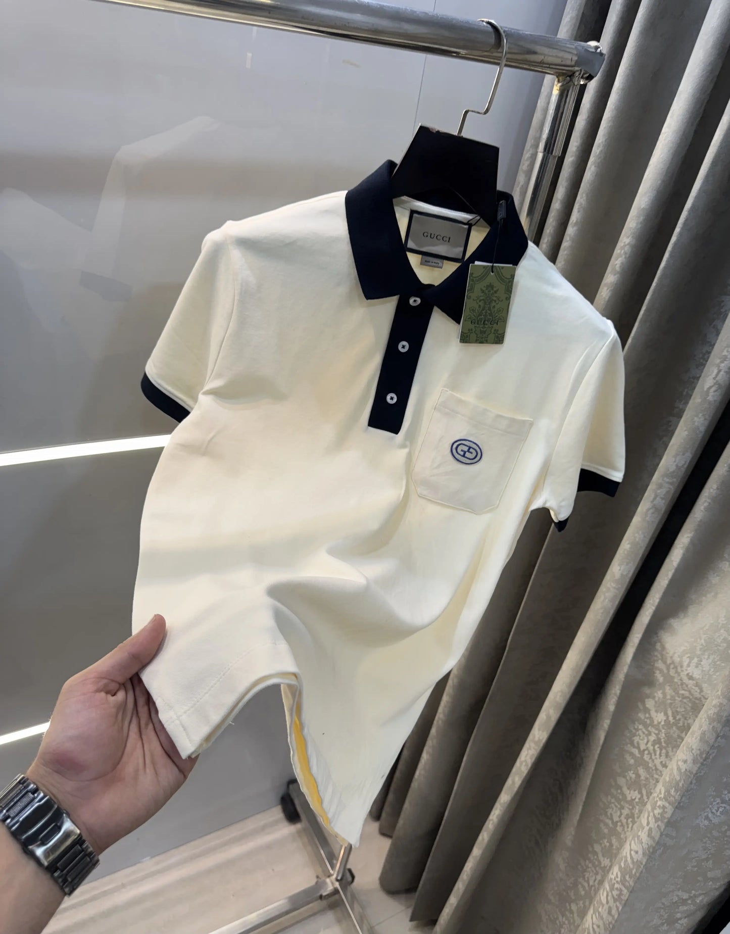 Gucc i Cream Logo Work Imported Polo T-Shirt