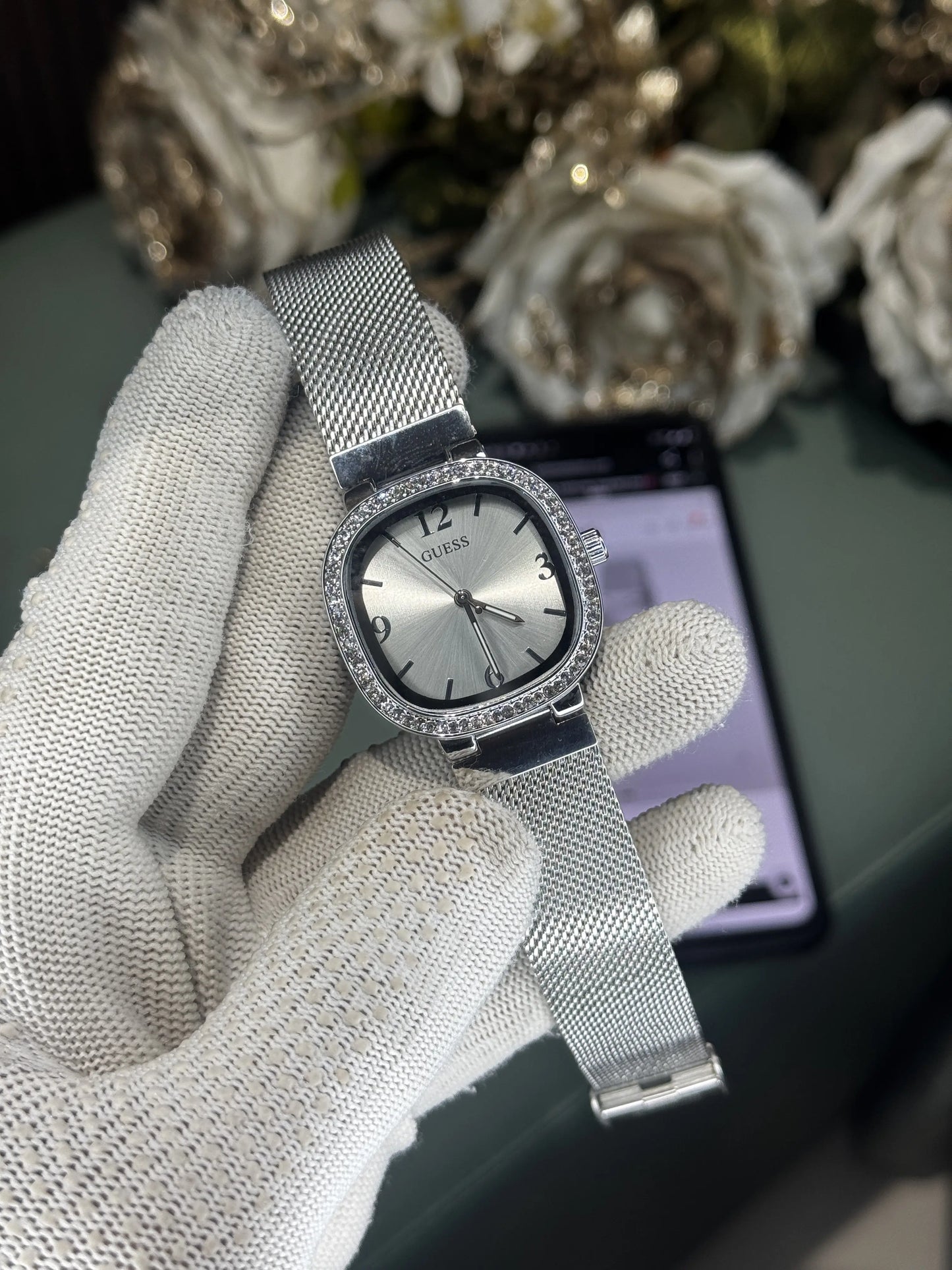 Gues s Tapestry All Silver Premium Ladies Watch