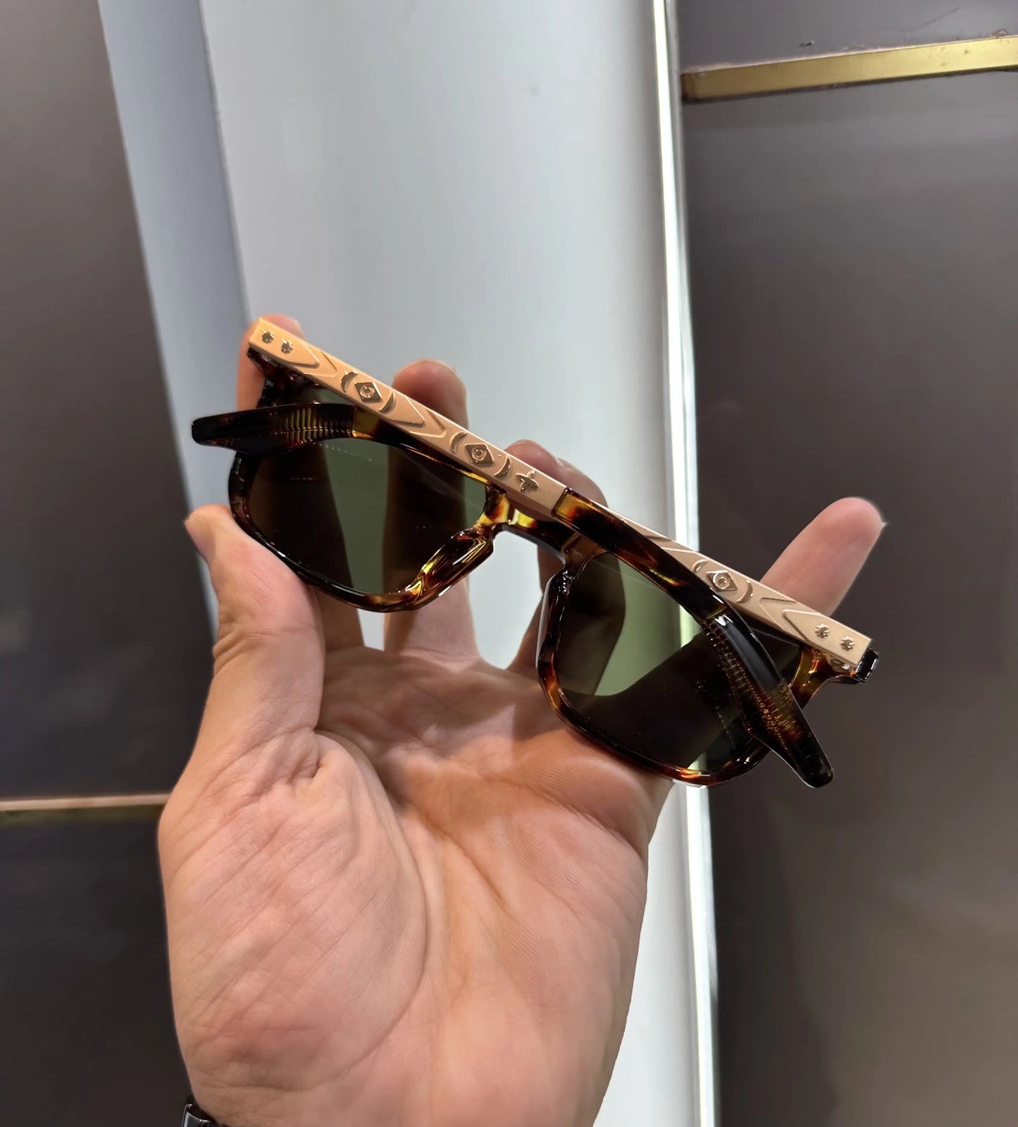 Jacques Marie Mage Tiger Green Premium Shades 8806