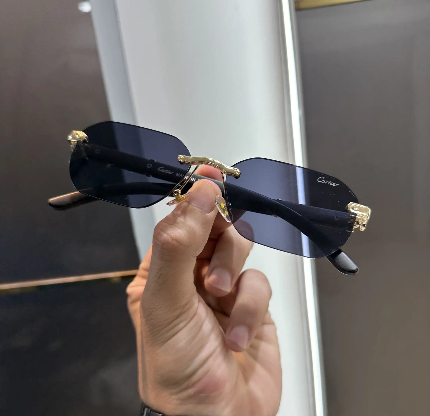 Cartie r Gold Black Premium Shades 010
