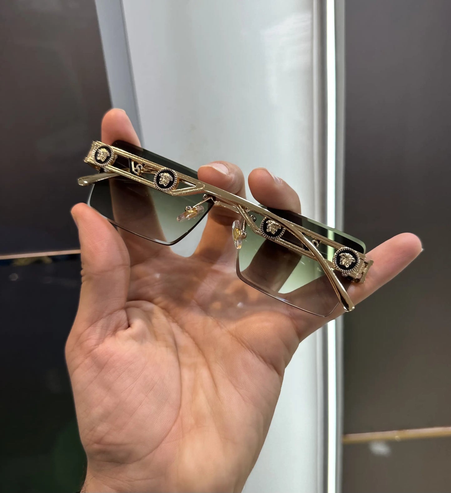 Versac e Gold Green Premium Shades 014