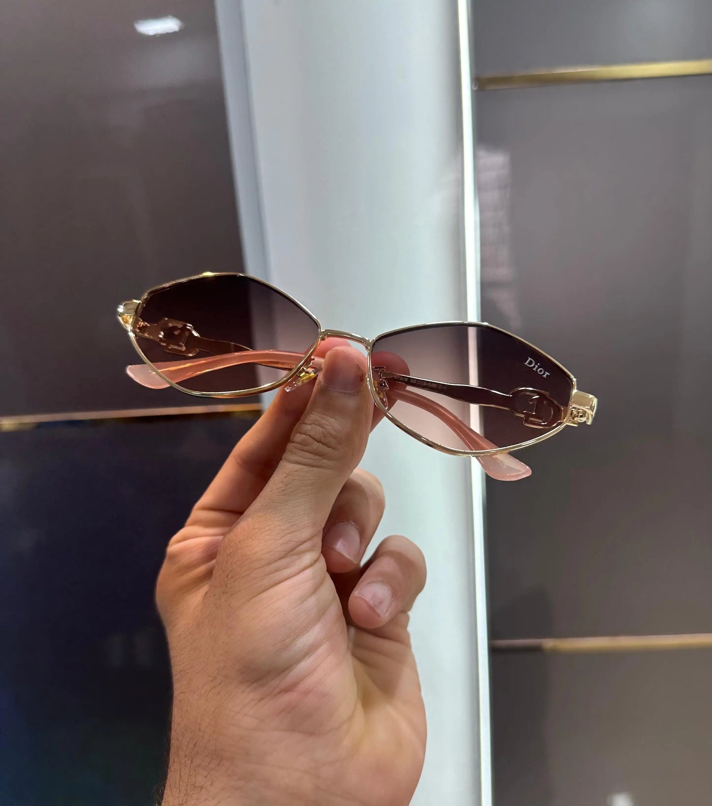Dior Gold Pink Premium Shades 05