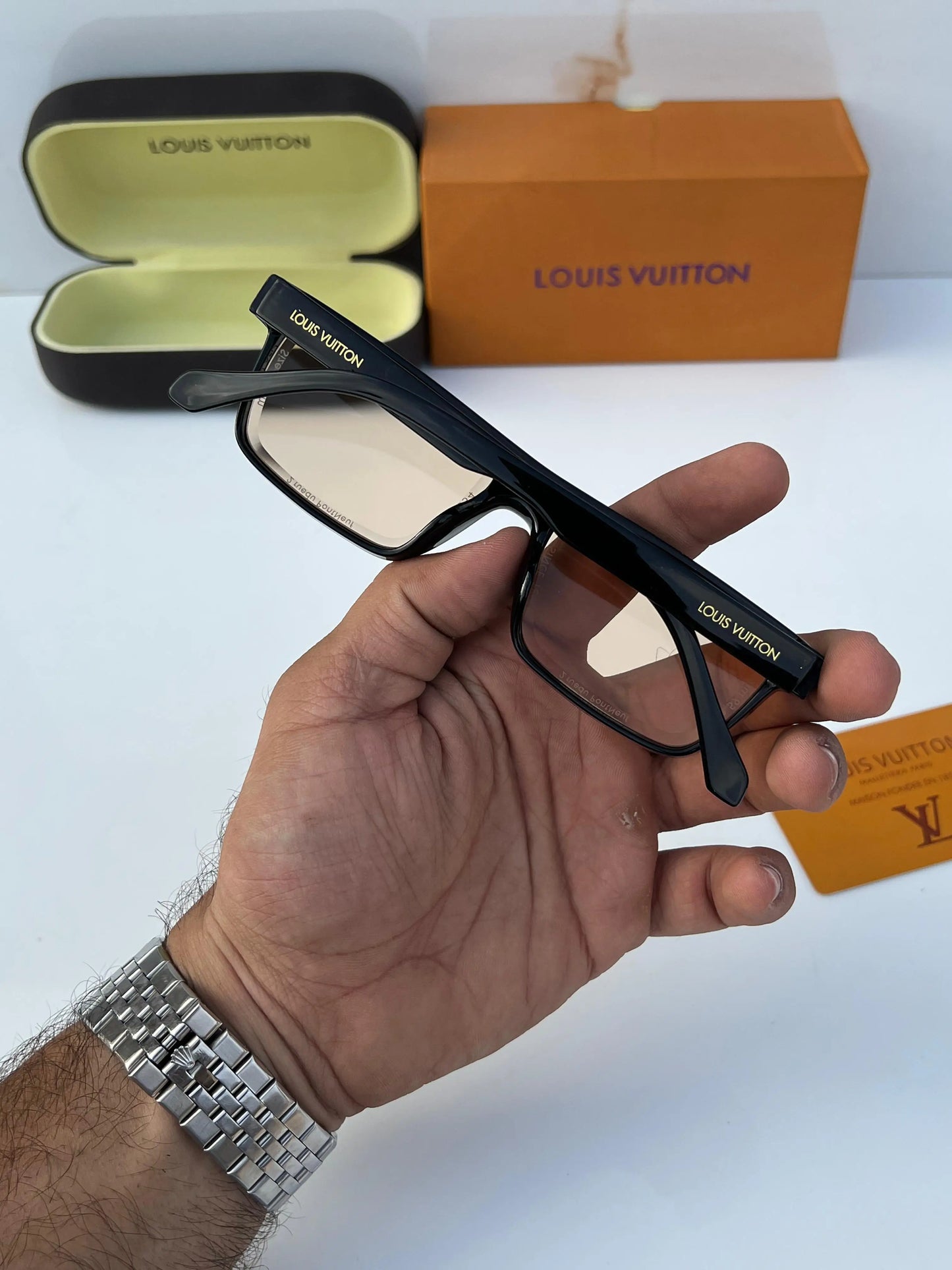 Louis_vuitton_6002_black_candy