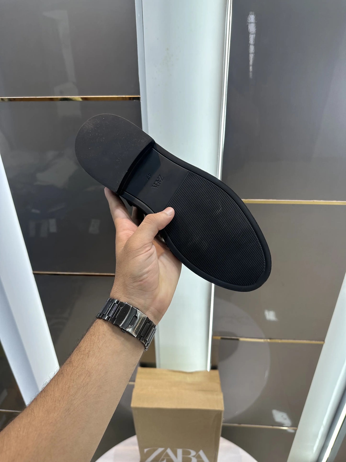 Zara_Suede Leather Chelsea Black Boots