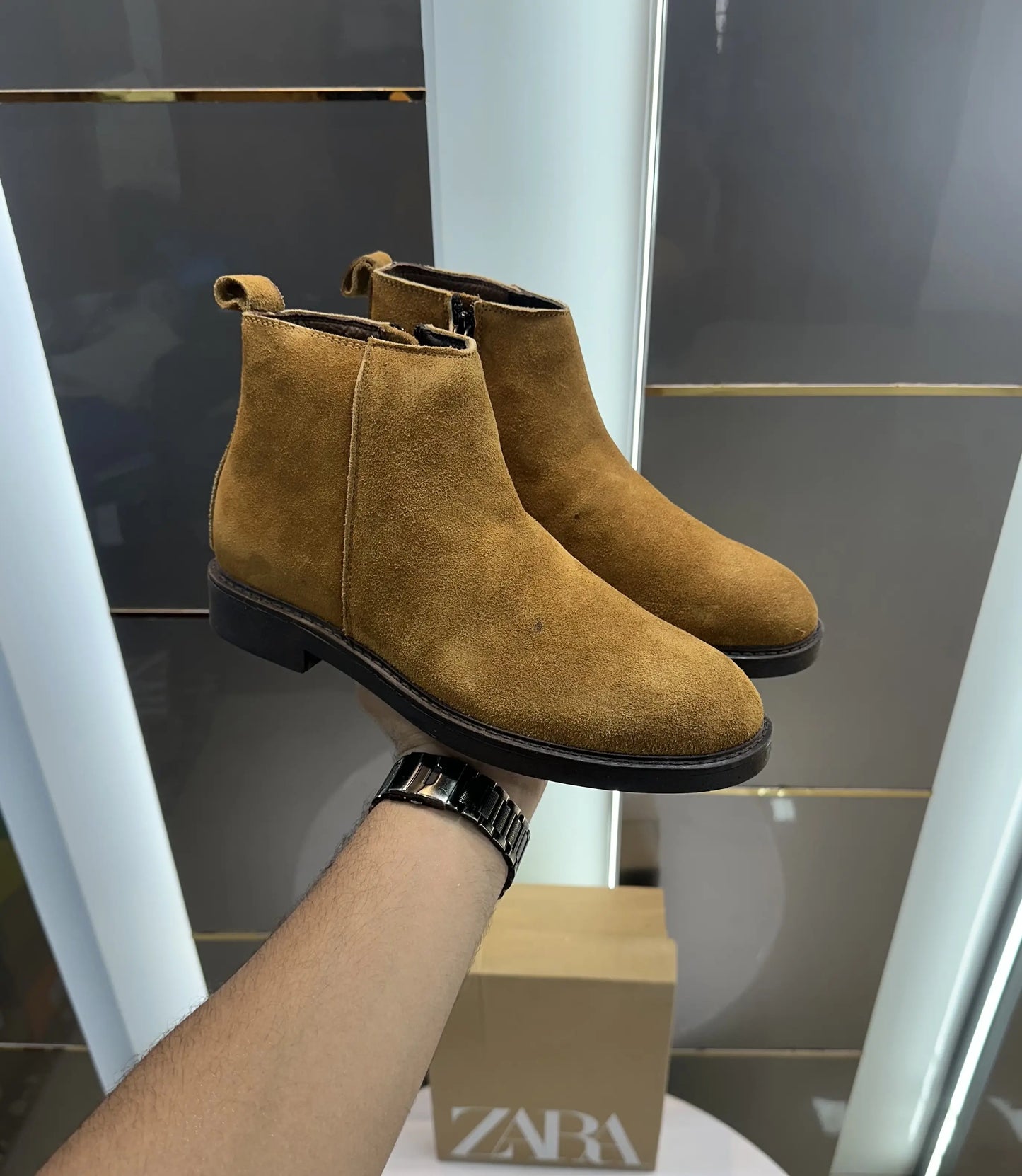 Zara_Tan Suede Leather Round Toe Boots