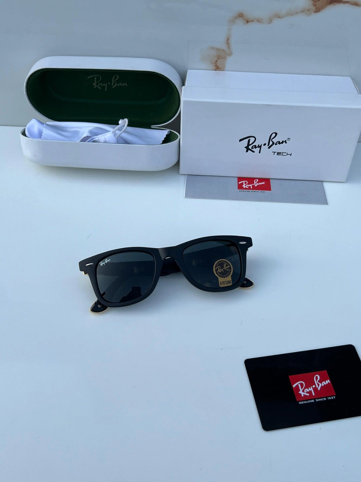 Rayban_2157_black_gold