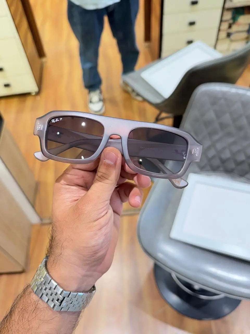 Rayban_4454_grey