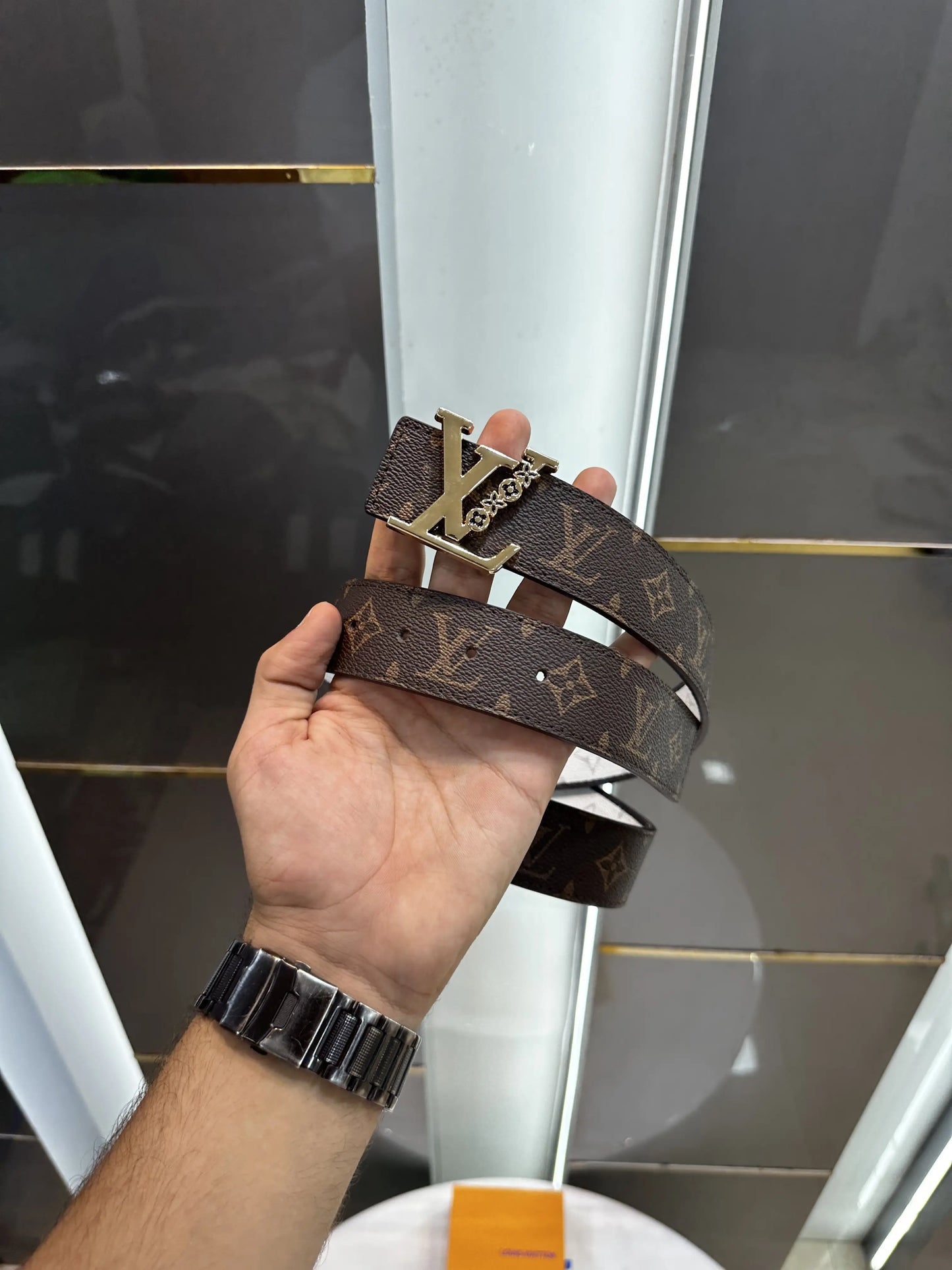 Louis Vuitto n Gold Premium Imported Belt