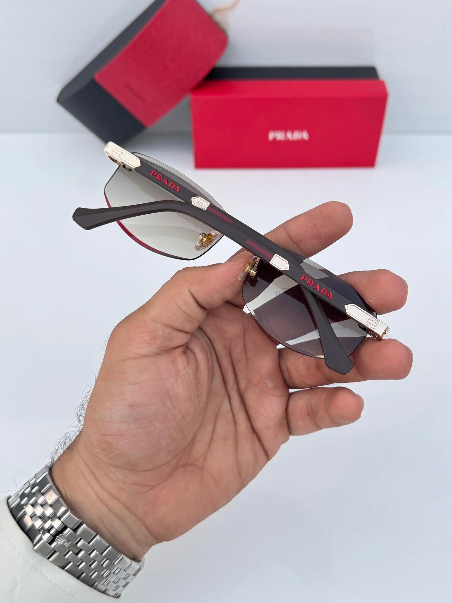 Prada_124_gold_brown