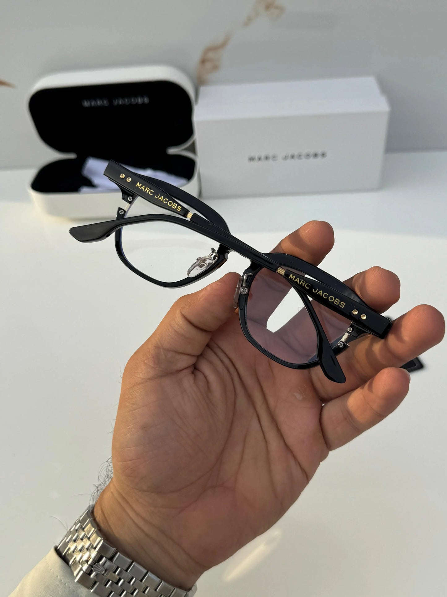 Marc_jacobs_1131_black_plano