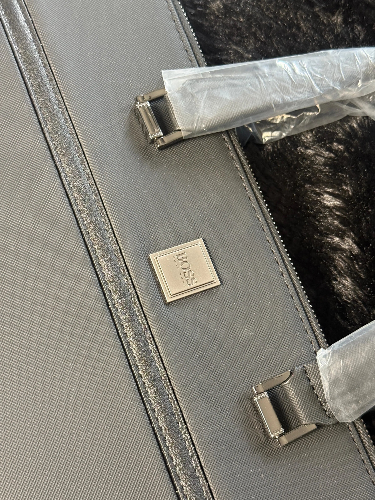 Hugo Boss structured leather document case  laptop bag