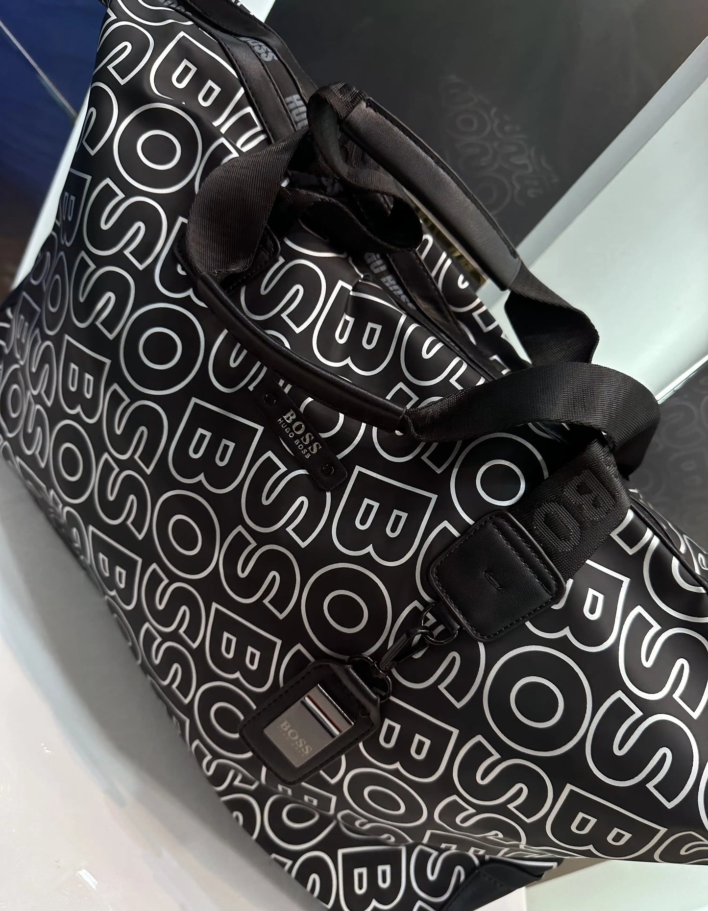 Hugo Bos s Luxury Imported Duffel Bag B18411