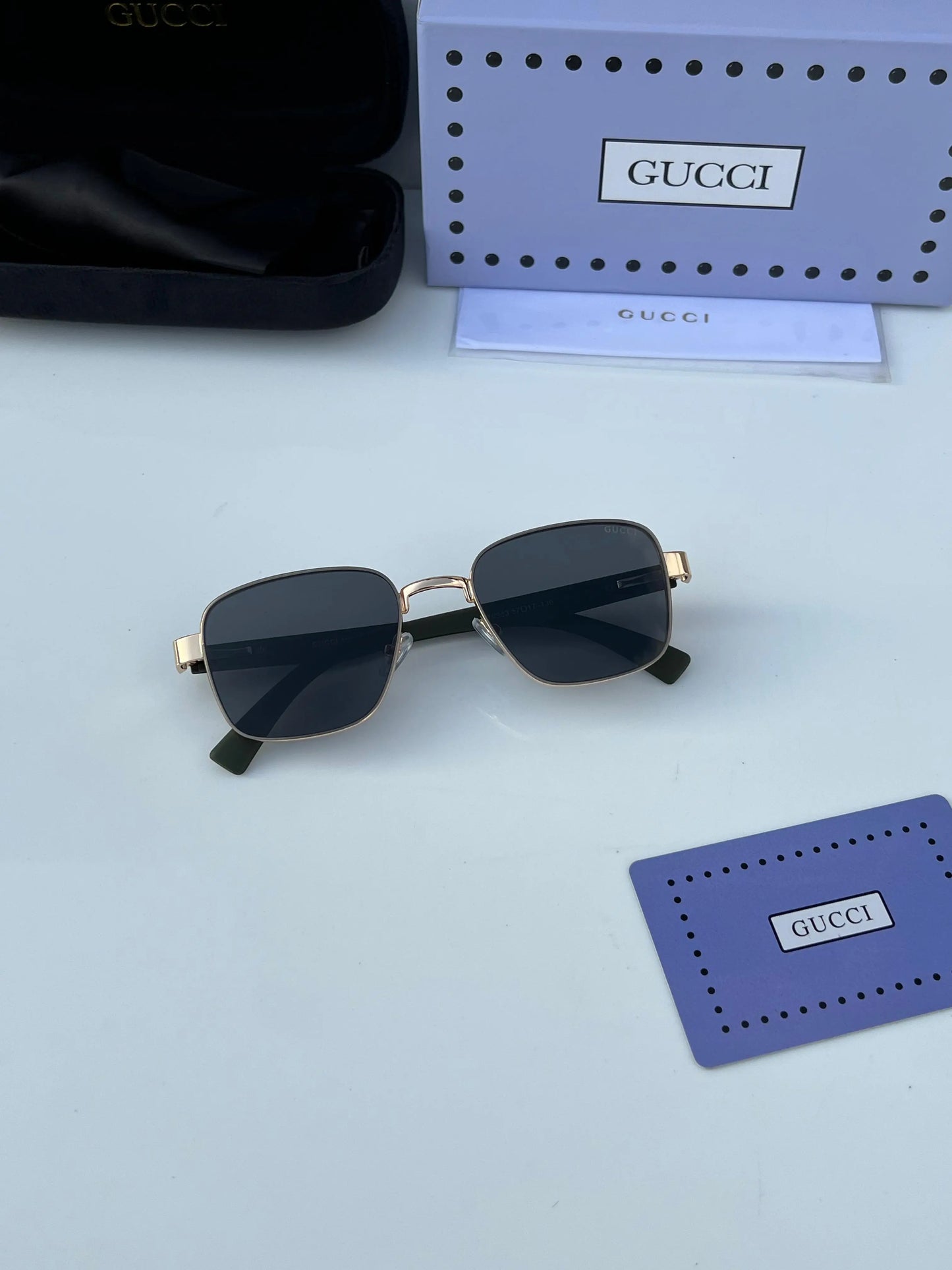 Gucci_983_gold_black