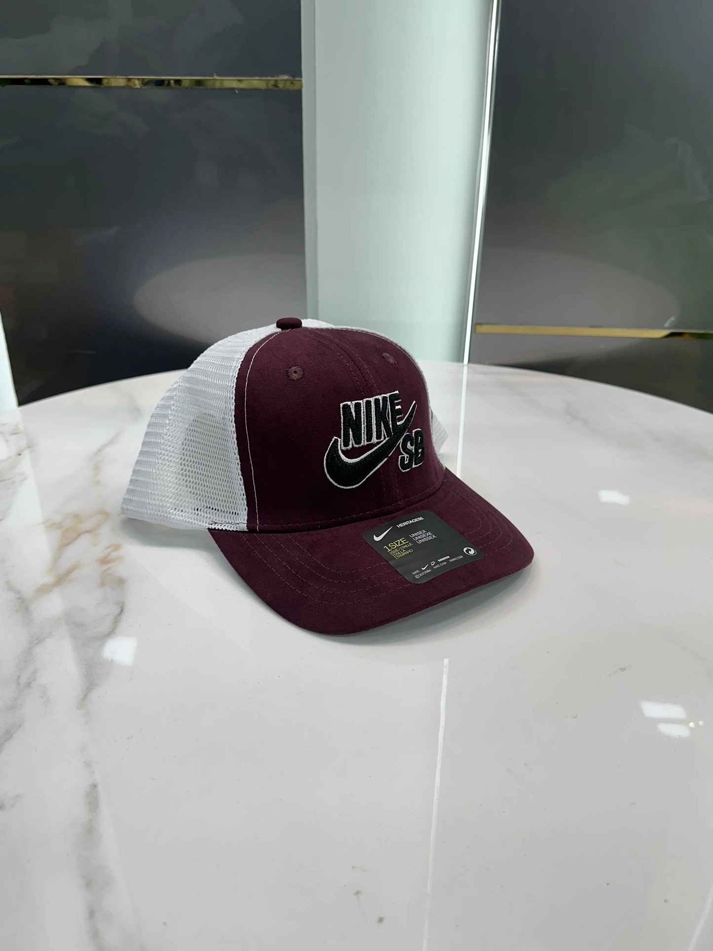 Nik e SB Wine (Suede) Premium Imported Cap