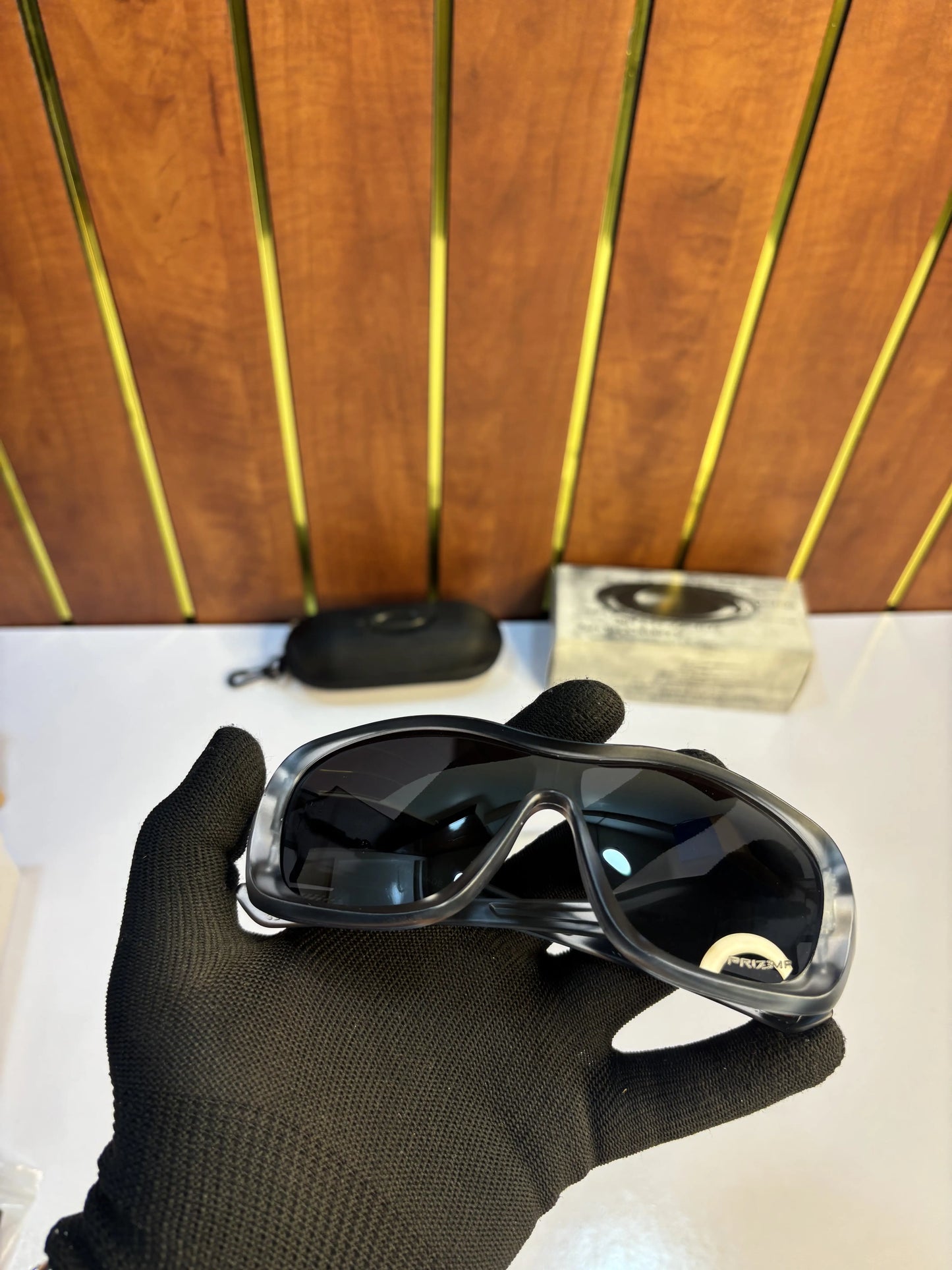 Oakley 9493 Blue