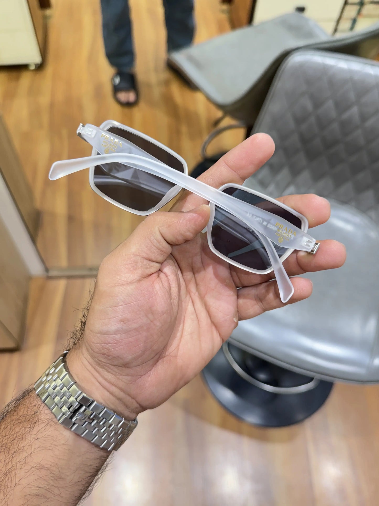 Prada_7381_white_black
