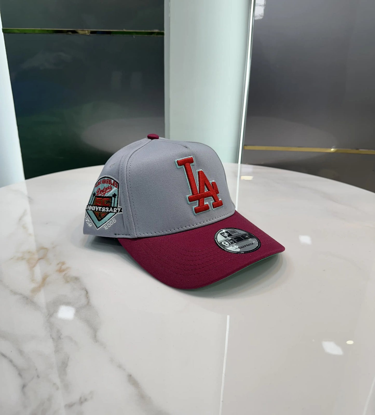 LA Grey Wine Premium Imported Cap la6543